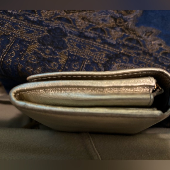 YSL - Picture 9 of 12